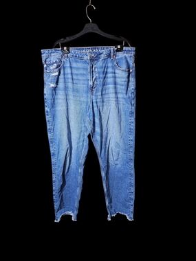 American Eagle Outfitters Women’s Light Blue Distressed Relaxed Jeans